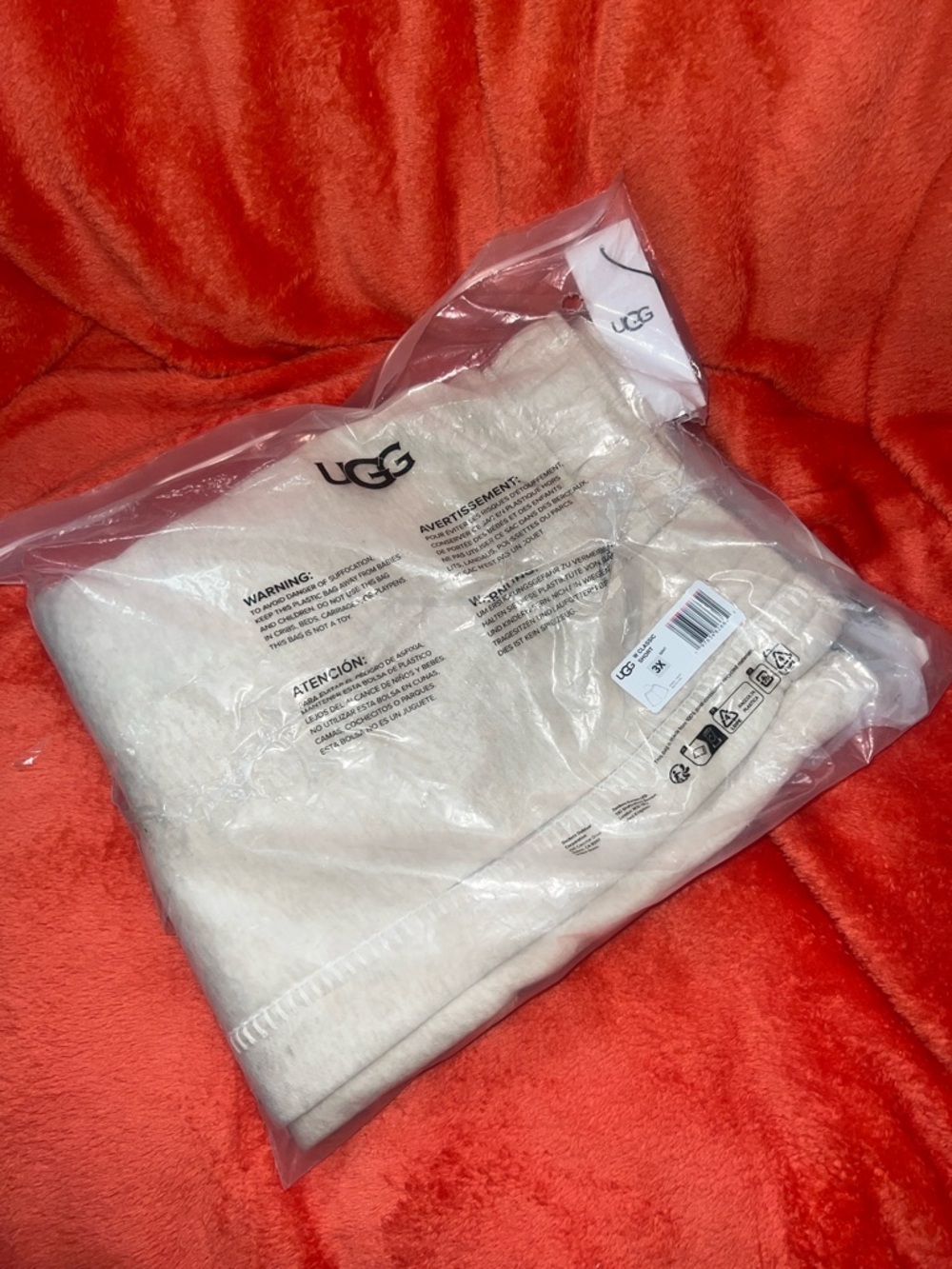 UGG Cream Fleece Shorts Size 3X - NWT